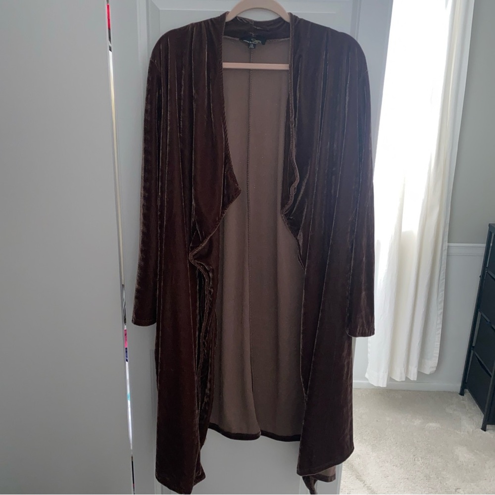 SUZANNE BETRO Women's Velour Holiday Open Front Brown Duster Plus 1X